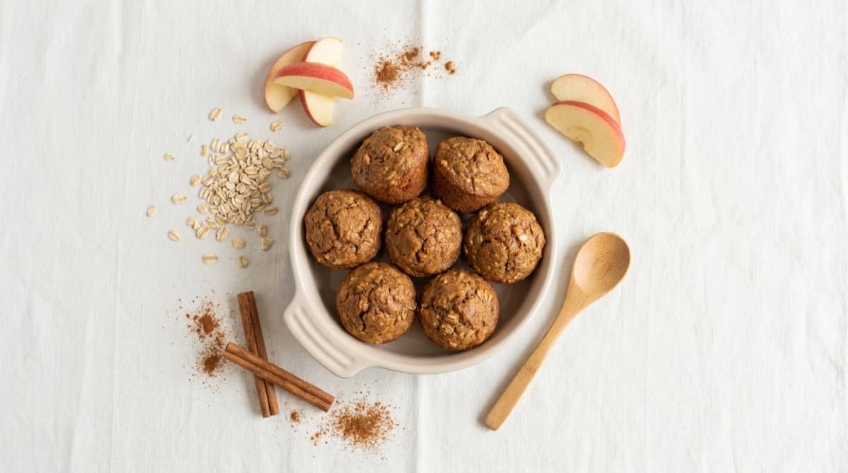 Apple Cinnamon Oat Muffins